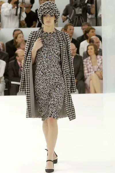 Look 12